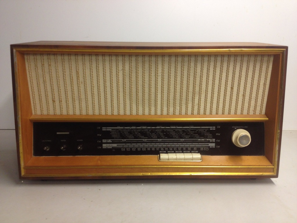 Radio lampowe RFT WEIMAR 5340C  nr 157