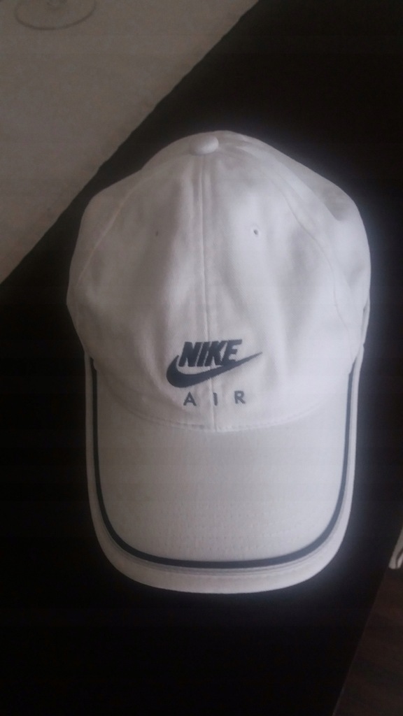NIKE AIR ___ ONE SIZE