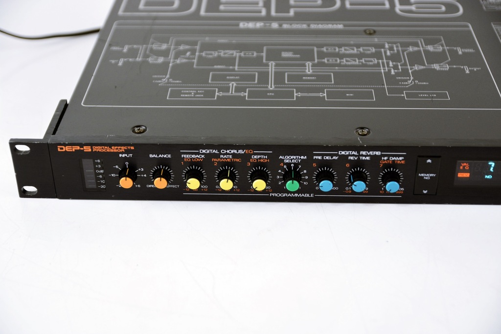 ROLAND DEP-5 デジタル・マルチエフェクト・プロセッサー Roland DEP-5 Multi Effects Processor (IM Dec 86)
