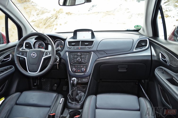OPEL MOKKA DESKA KONSOLA PODUSZKI PASY AIRBAG