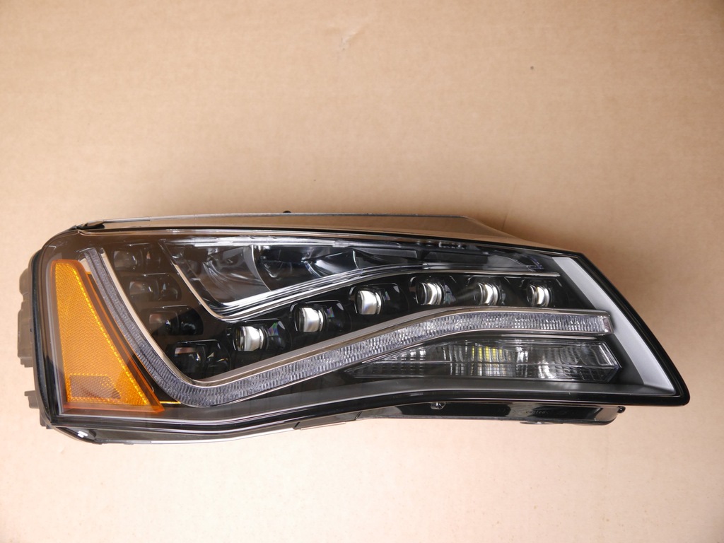 AUDI A8 D4 LAMPA PRZÓD  FULL LED USA