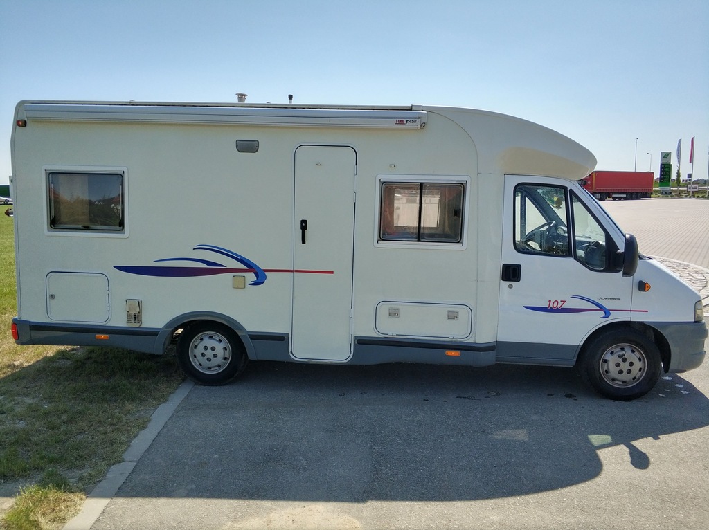 KAMPER CAMPER CHALLENGER 107 2002  ROK 2.8  128KM