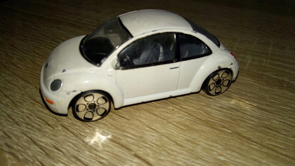 Stary Realtoy VW New beetle