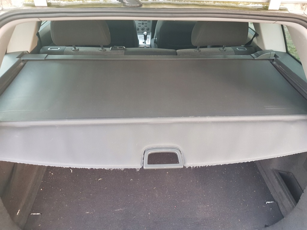 ROLETA BAGAŻNIKA OPEL ASTRA H KOMBI