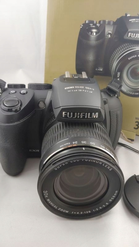 APARAT FUJIFILM FINEPIX HS25 EXR W POKROWCU - 7728474307 - oficjalne ...