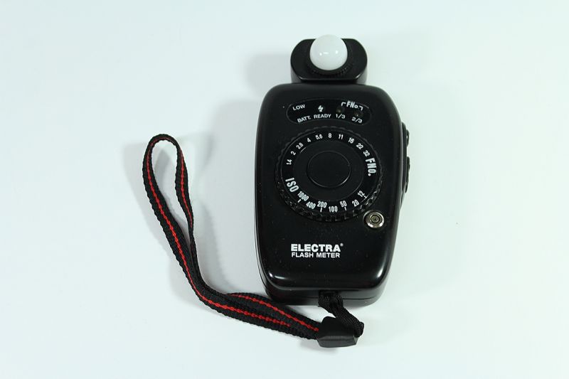 ELEKTRONICZNY ŚWIATŁOMIERZ ELECTRA METER