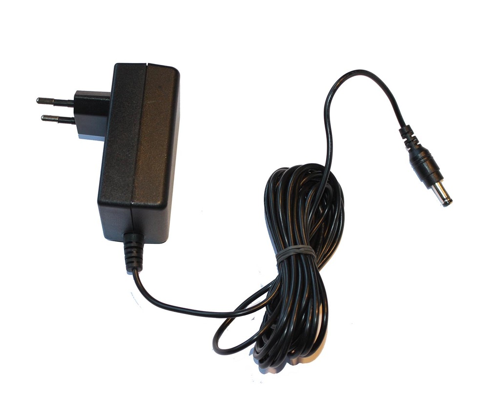 Zasilacze 24V 0.75A DC WTYCZKOWY 5.5/2.1