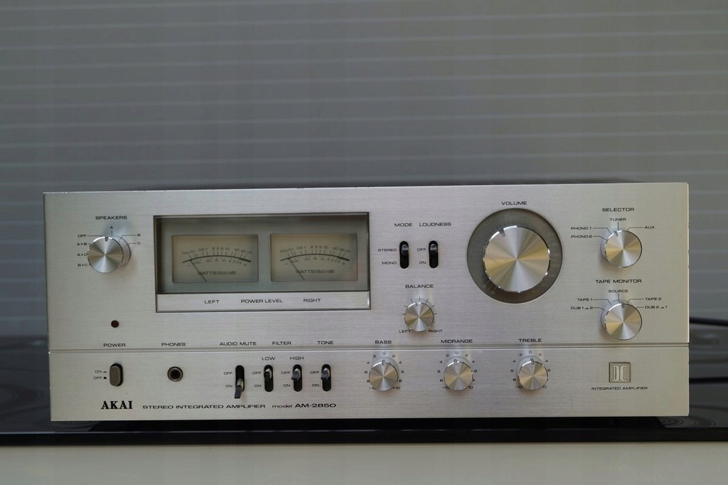 Wzmacniacz Akai am-2850 Vintage.
