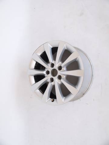 Audi A6 4G0 Felga 601 025 BH 8Jx17H2 et.39