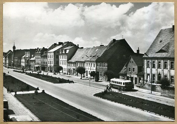 NIEMODLIN :: Rynek