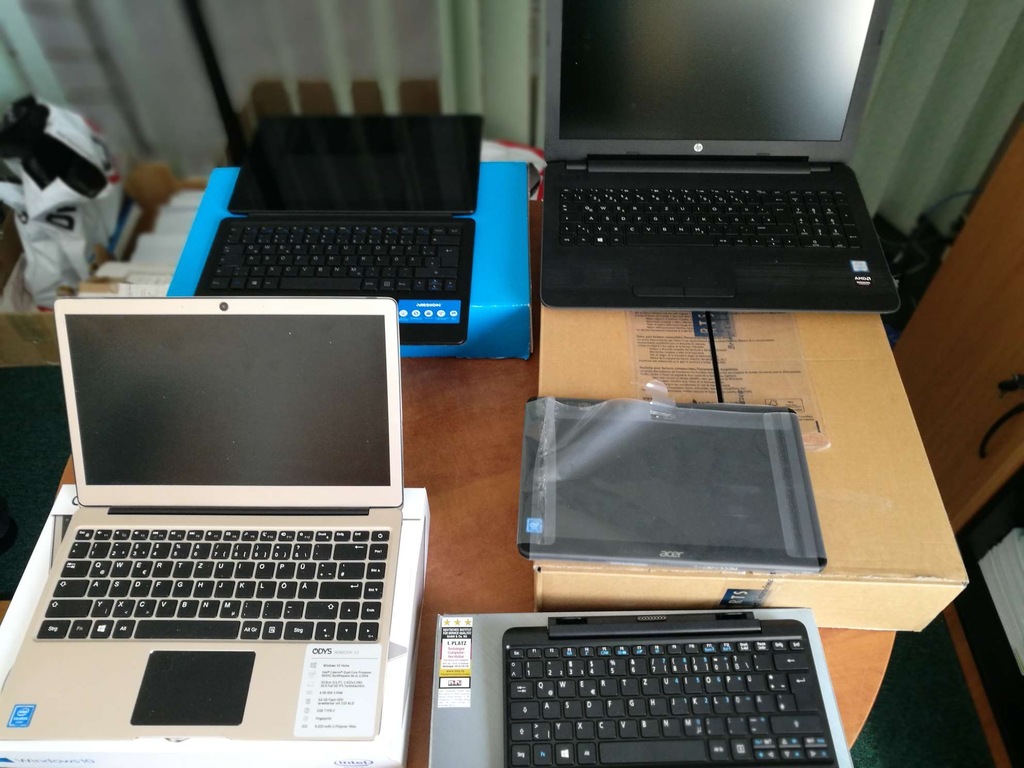 MIX LAPTOPÓW HP, MEDION, ODYS, ACER ! USZKODZONE !