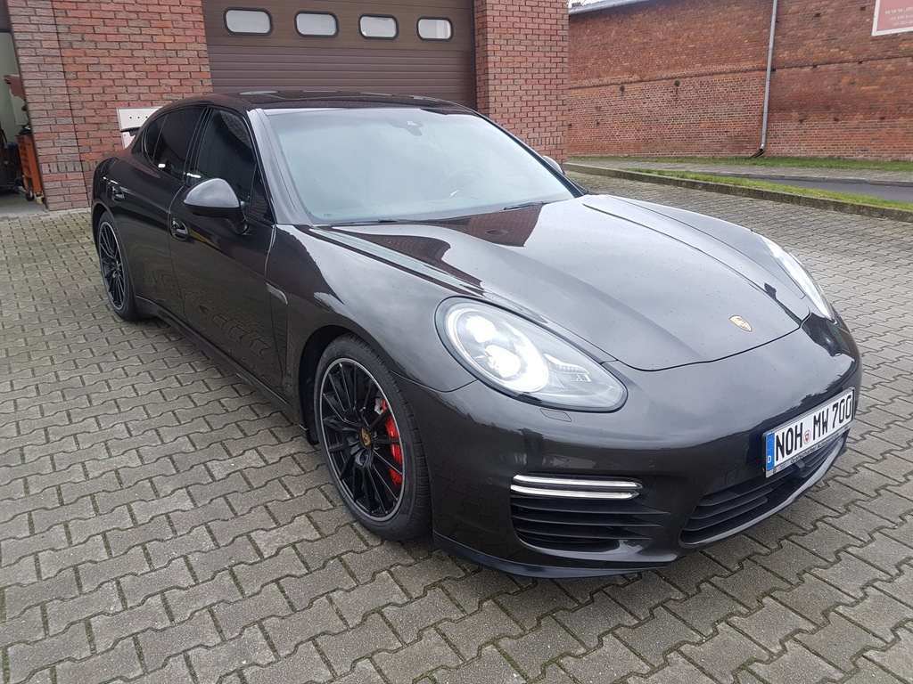 PORSCHE PANAMERA GTS PDK 4X4 CZARNE WNĘTRZE 7080057072