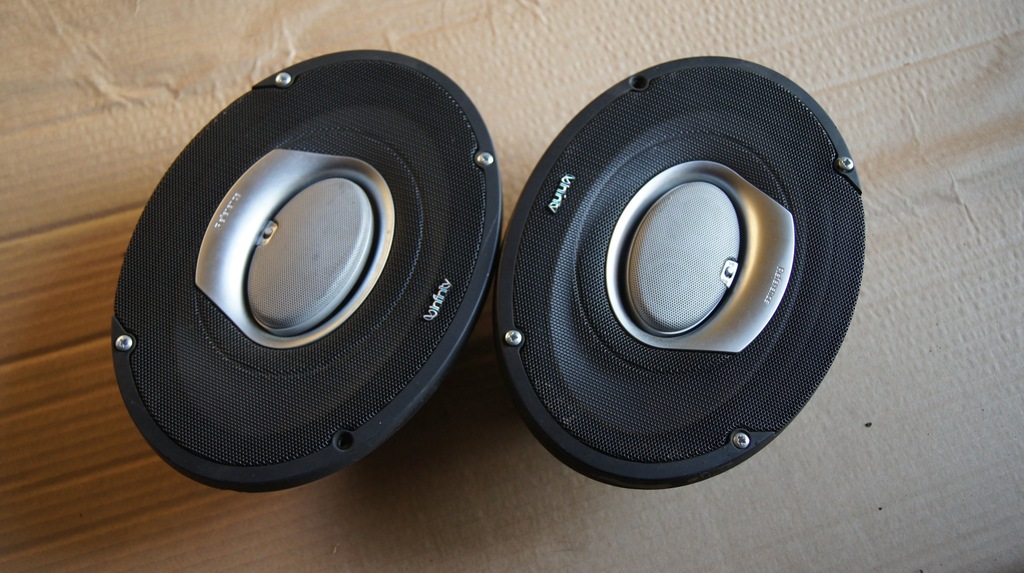 glosnik samochodowe Harman  INFINITI Reference 100