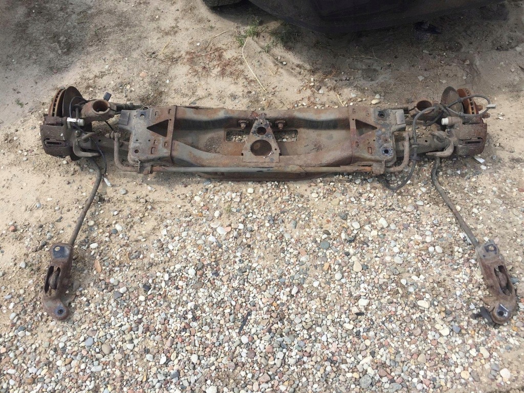 FORD COUGAR BELKA TYLNA ZAWIESZENIA 2.5 V6 SANKI