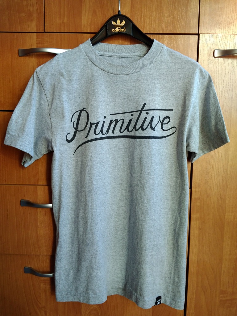 T-shirt Primitive,r. S, nie Carhartt, Stussy, Vans