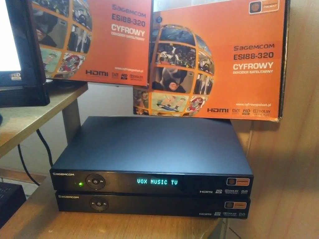 Sagemcom ESI88 z Enigma2 Hyperion 5.2 dysk 320GB