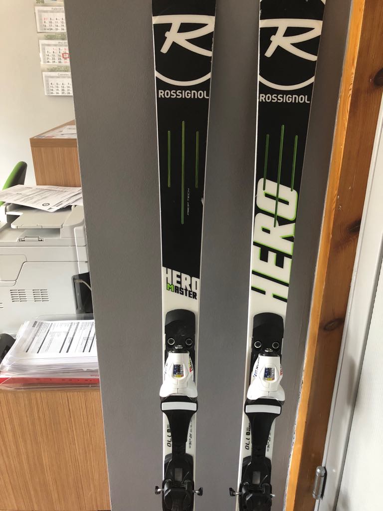 ロシニョール　HERO MASTER M16 ロシニョール HERO MASTER M16 ROSSIGNOLロシニョール HERO