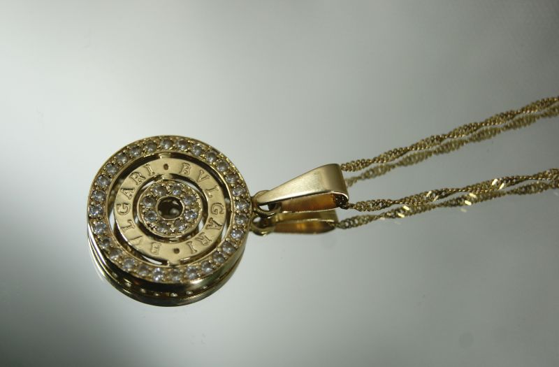 PIĘKNA ZAWIESZKA BVLGARI 4,47G/585