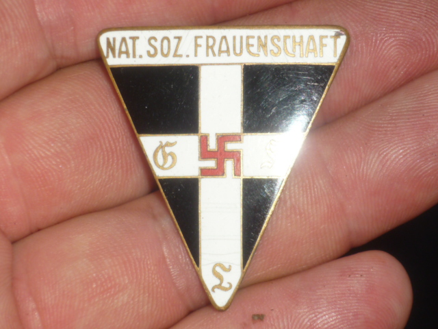 ODZNAKA NAT.SOZ.FRAUENSCHAFT