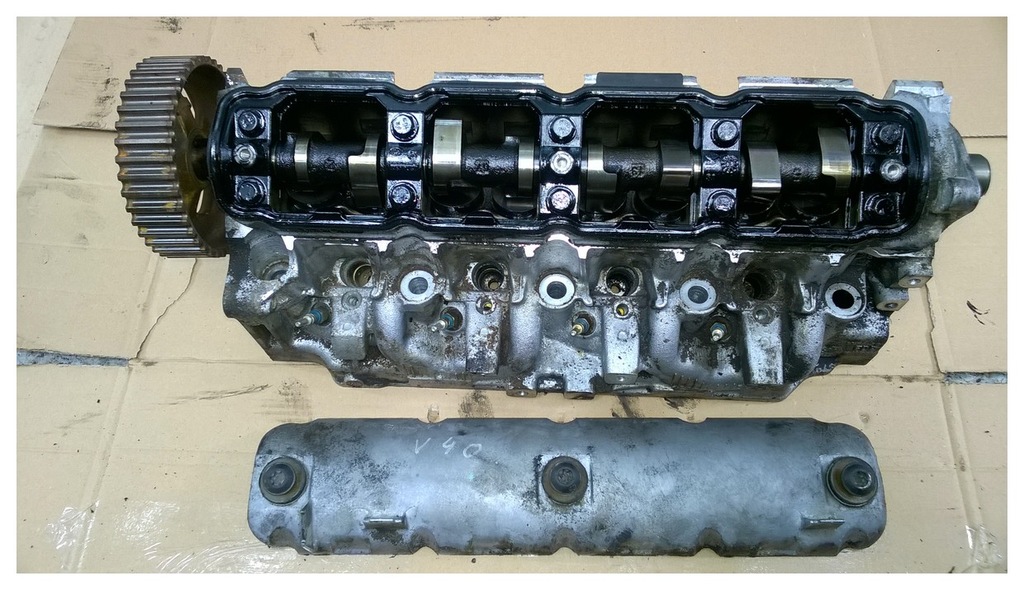 głowica kompletna 1.9 Di DCi 115KM Volvo V40 01r