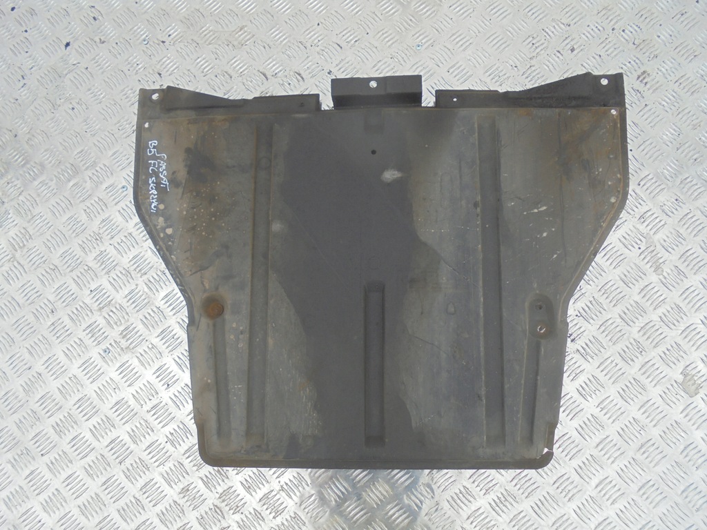 OSŁONA POD SILNIK SKRZYNIE 8D0805886 PASSAT B5