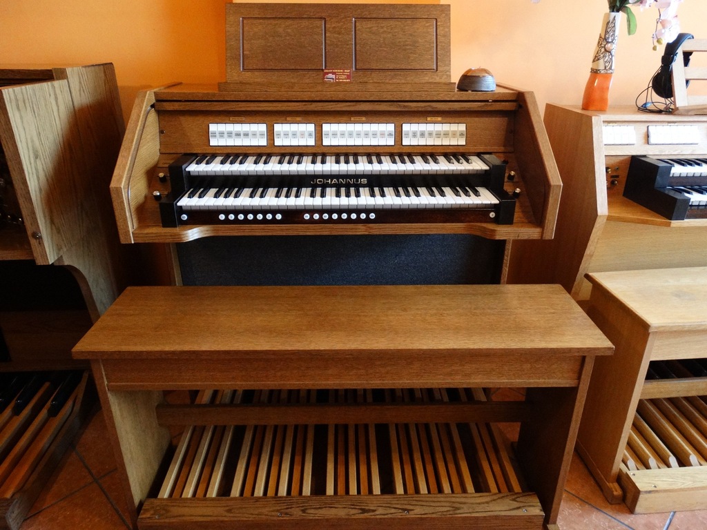 CYFROWE ORGANY KOŚCIELNE JOHANNUS OPUS 5 RATY