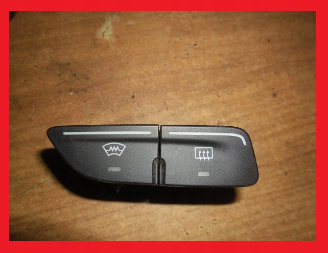 PRZYCISK PODGRZEWANIA SZYB FORD FOCUS MK3