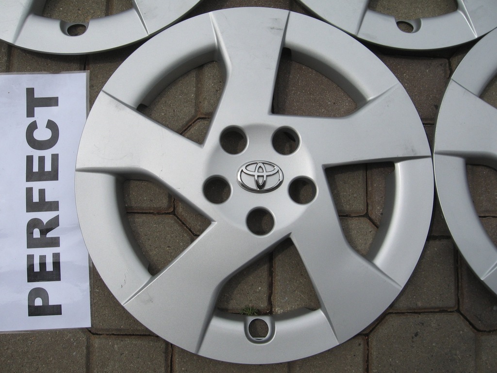 KOŁPAKI TOYOTA PRIUS 15 ORYGINALNE STRUKTURALNE