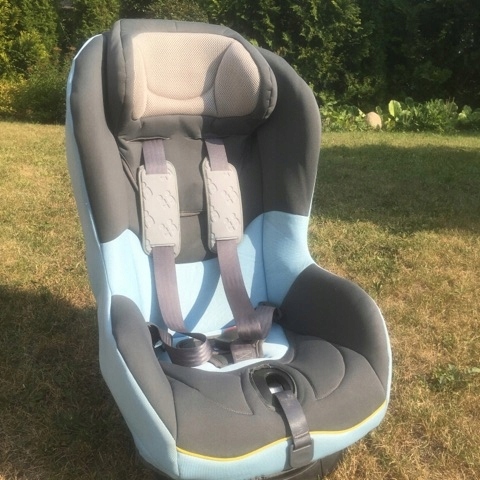 Fotelik dziecięcy Chicco 9-18 kg ARTSANA universal