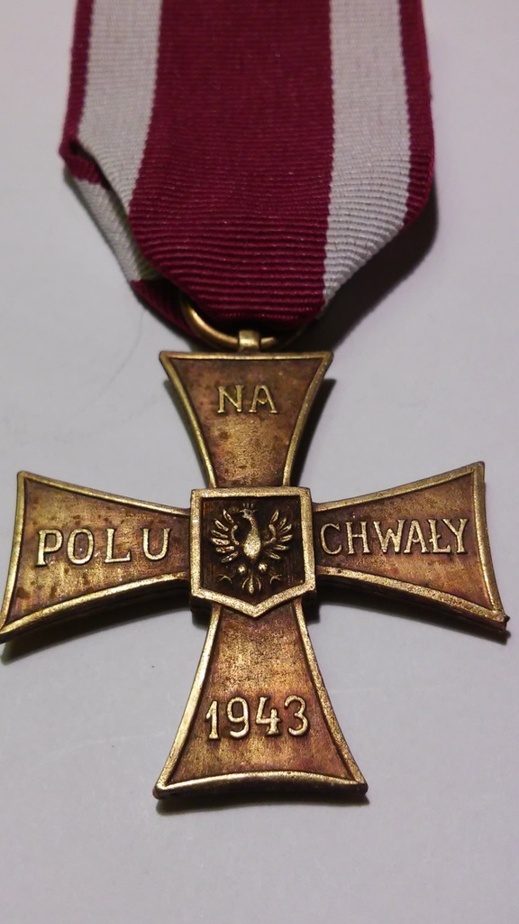 Krzyż Walecznych 1943