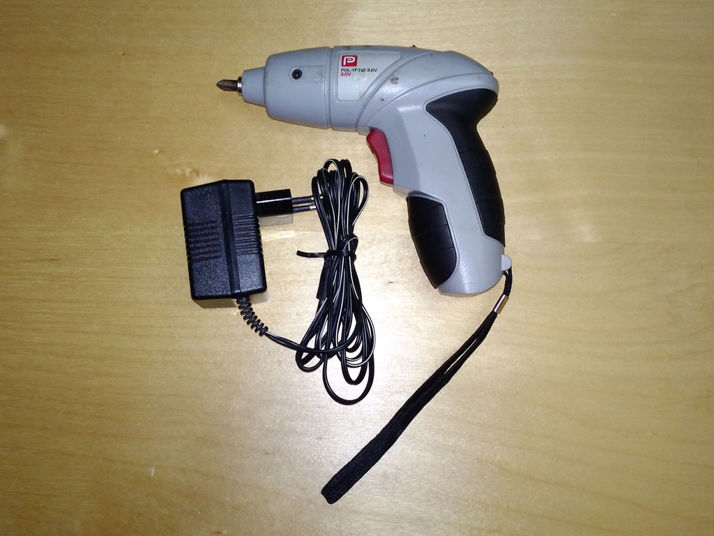 Wkrętak akumulatorowy CASTORAMA POL-YFT12-3.6V