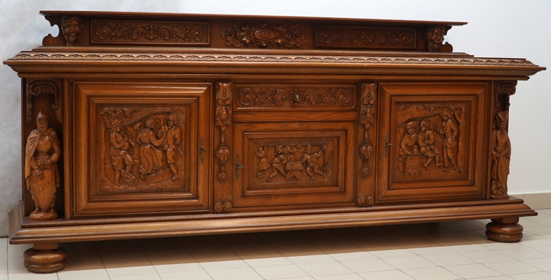 KOMODA DĘBOWA BOGATO RZEŹBIONA h91x255x61cm
