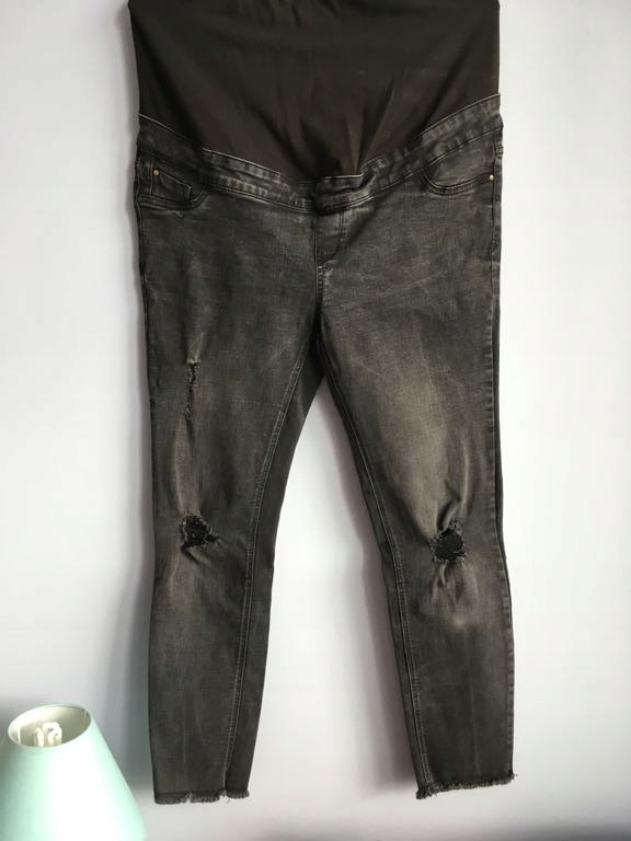 Ciążowe jeansy z dziurami New Look 42