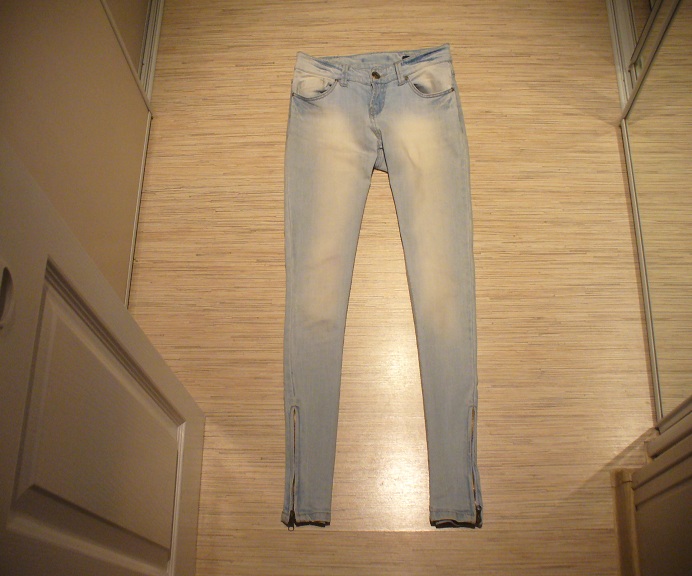 Jasne jeansy rurki -Reserved roz.xs/s