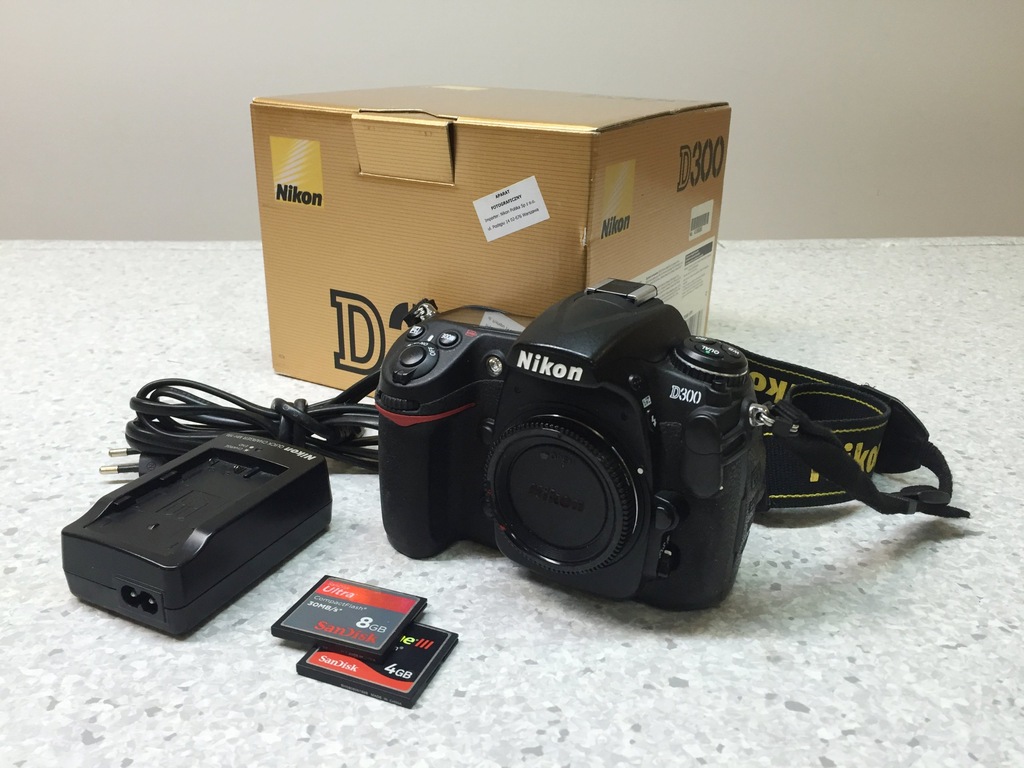 Nikon D300 Body (31tys)