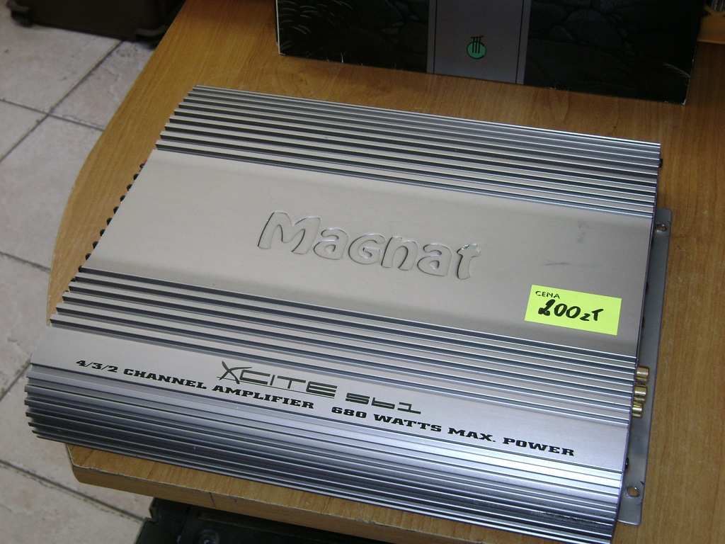 wzmacniacz MAGNAT Xcite 561