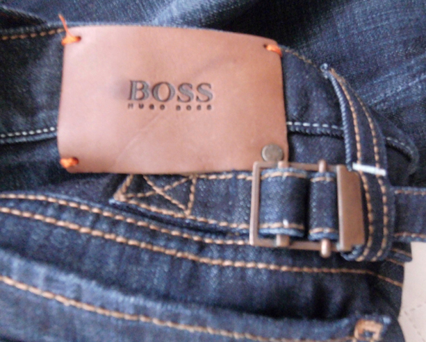 HUGO BOSS__spodnie jeansy (36/32 pas100cm) regular