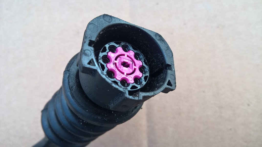 チッチ WTYCZKA KOSTKA 443972984 AUDI A4 B5 PASSAT - 6704386398