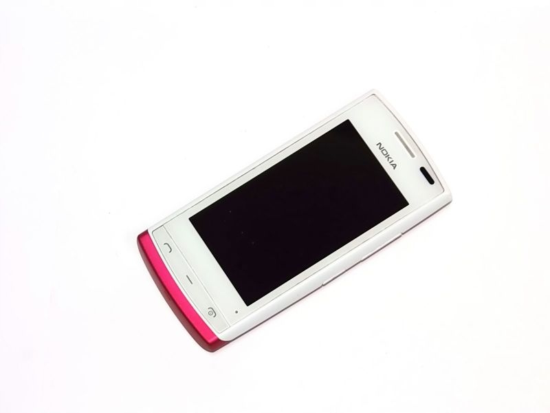 TELEFON NOKIA 500 BIAŁO- RÓŻOWY