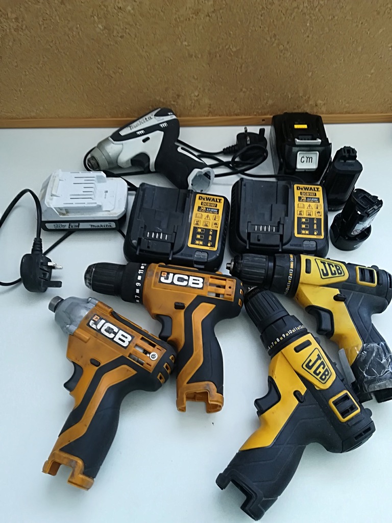 MEGA PAKA DEWALT MAKITA BOSCH JCB