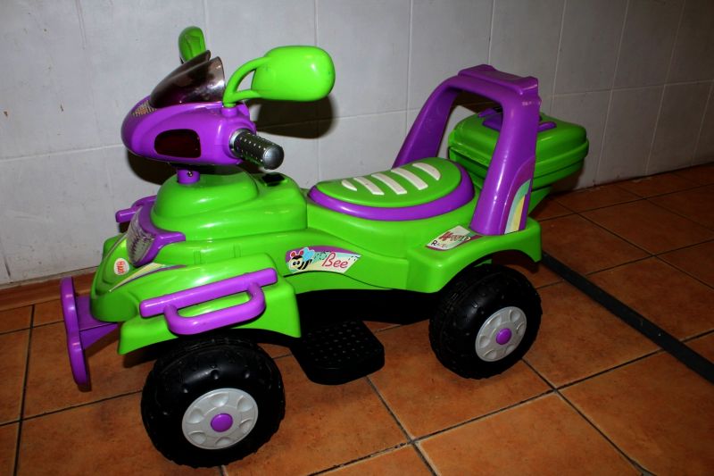 ARTI QUAD TIMO EC-C09 + ŁADOWARKA