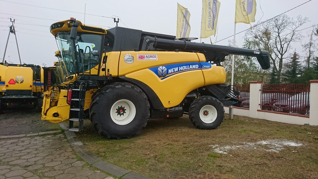 Kombajn zbożowy New Holland CR 9.80