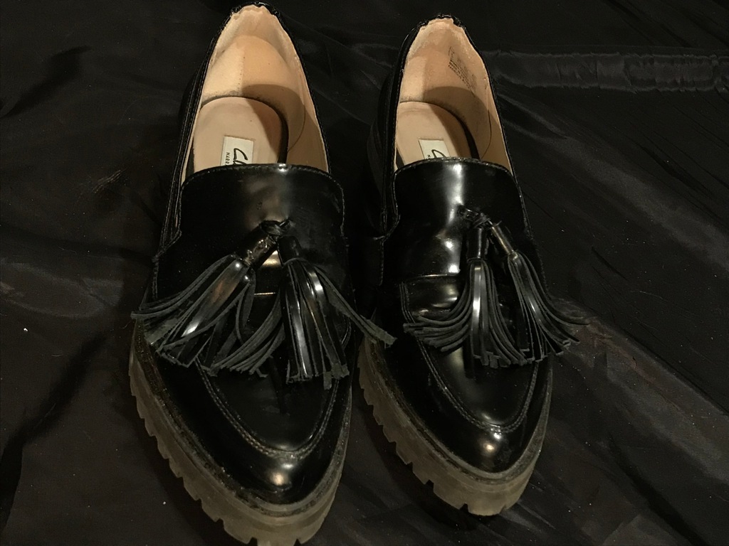 Buty, lakierowane mokasyny z frędzlami, Clarks