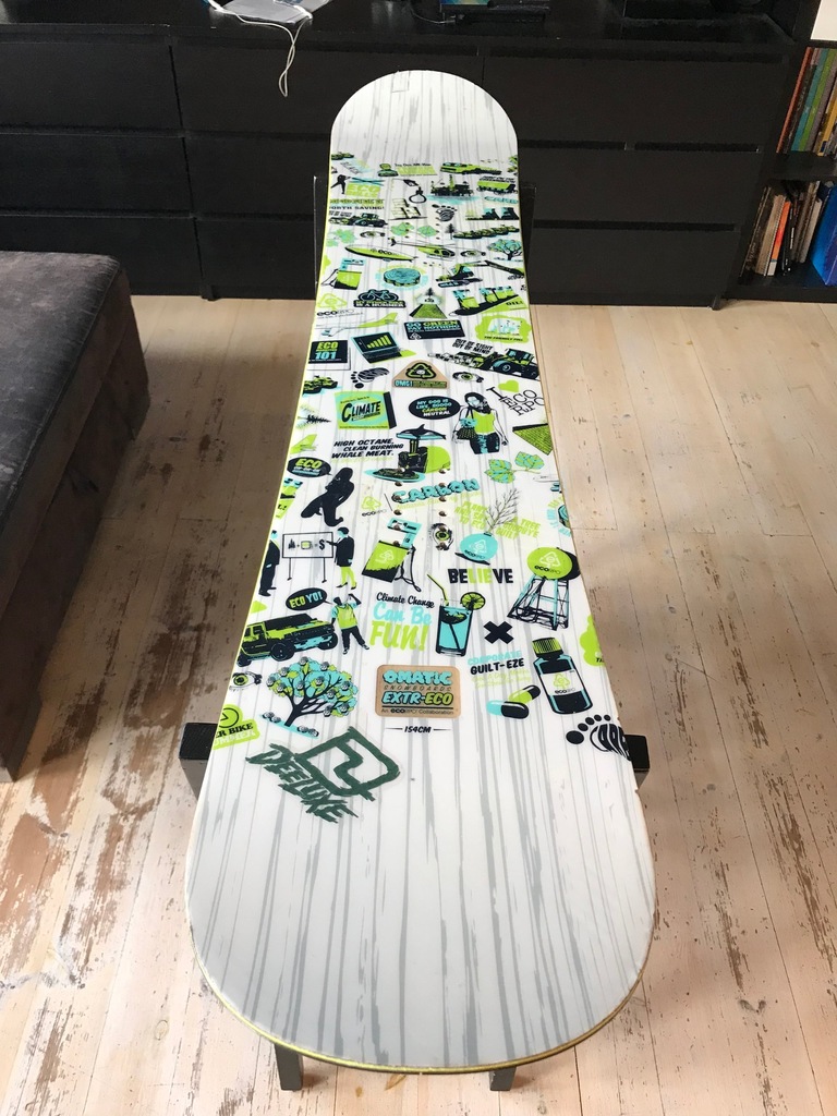 Deska snowboardowa OMATIC 154 cm lepsza od BURTON