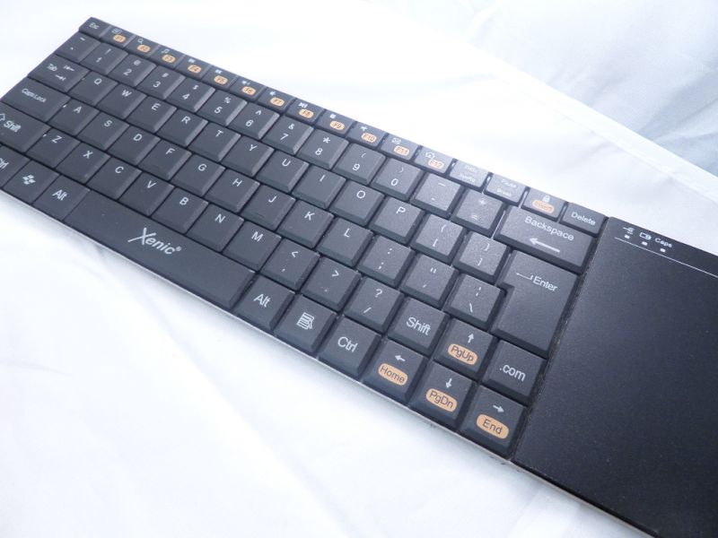 KLAWIATURA BEZPRZEWODOWA Z TOUCHPADEM XENIC T402