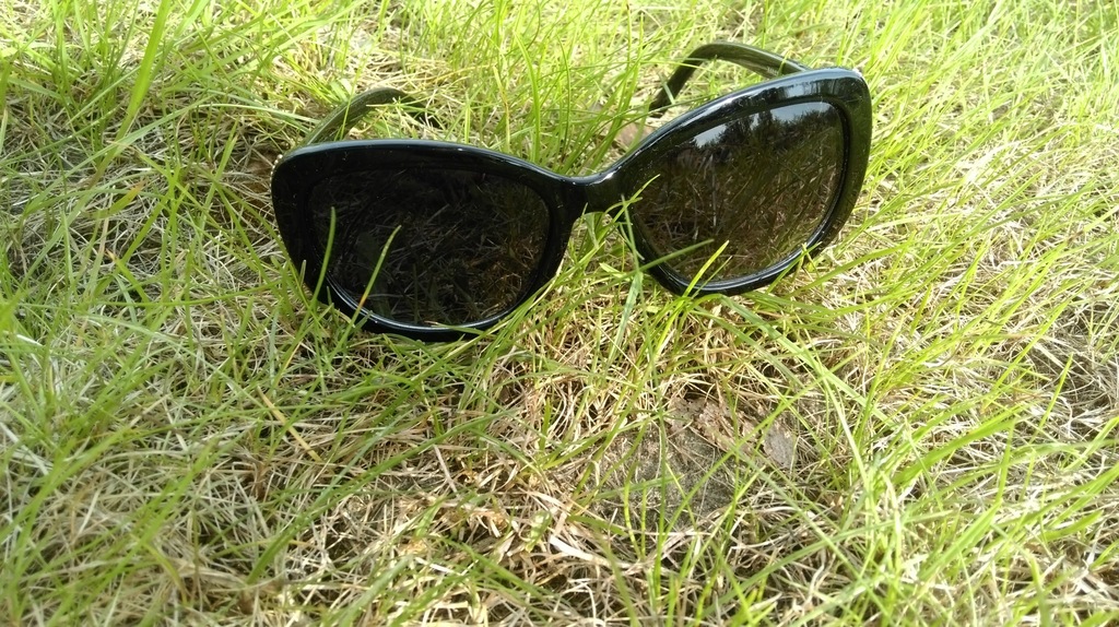 okulary przeciwsłoneczne RESERVED
