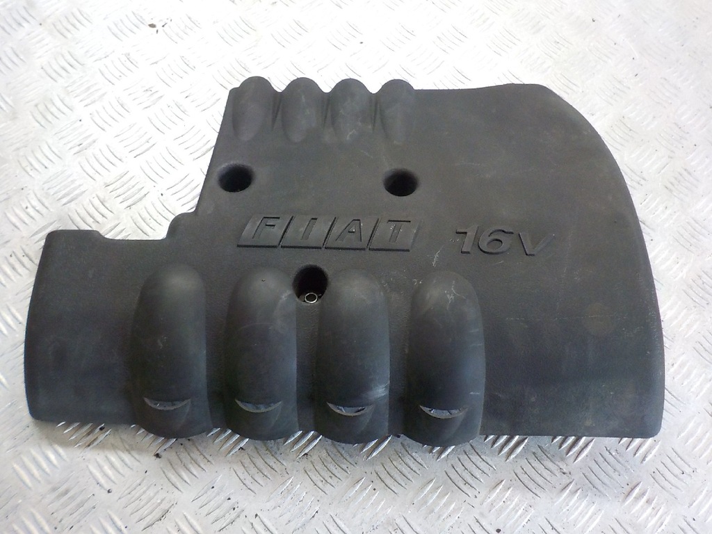 POKRYWA SILNIKA FIAT BRAVA 1.2 16 V