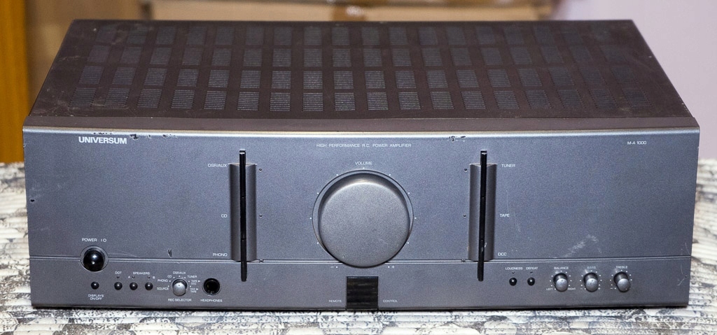 Universum M-A 1000 / Grundig Fine Arts v3