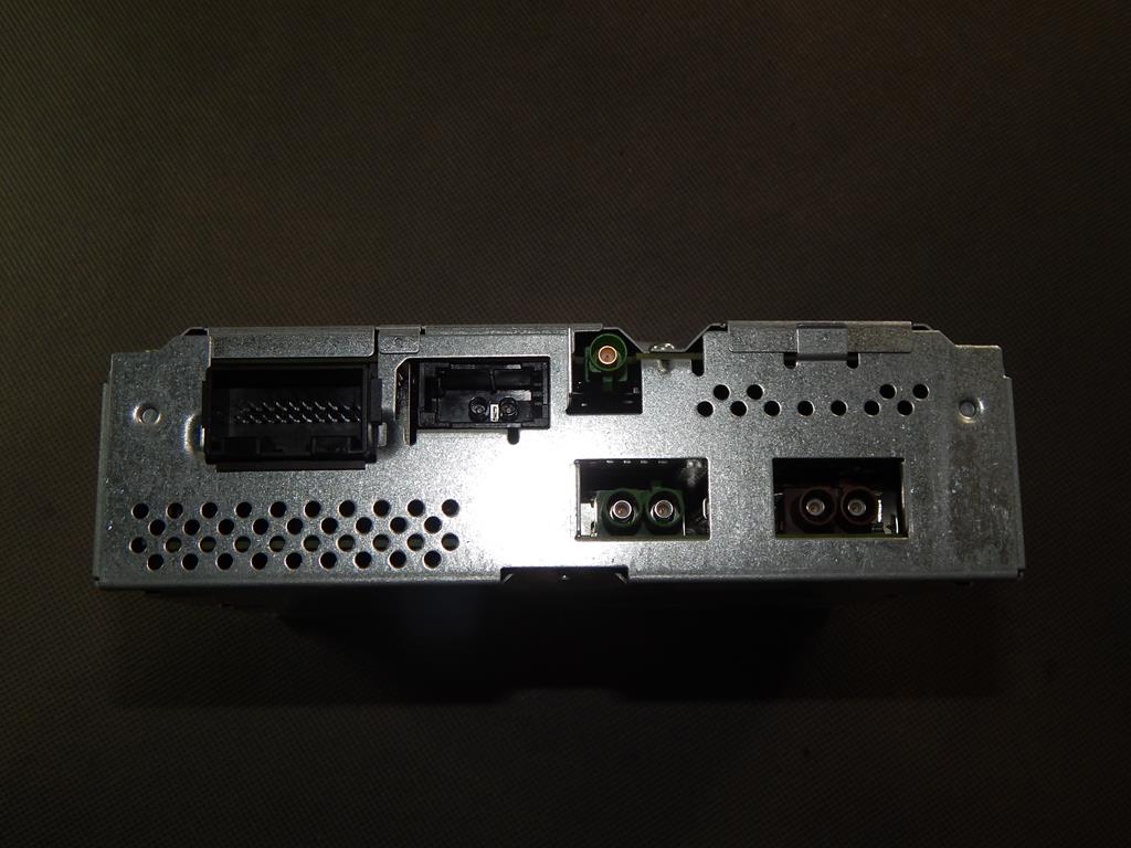 AUDI A4 B8 TUNER TV 4F0919129F
