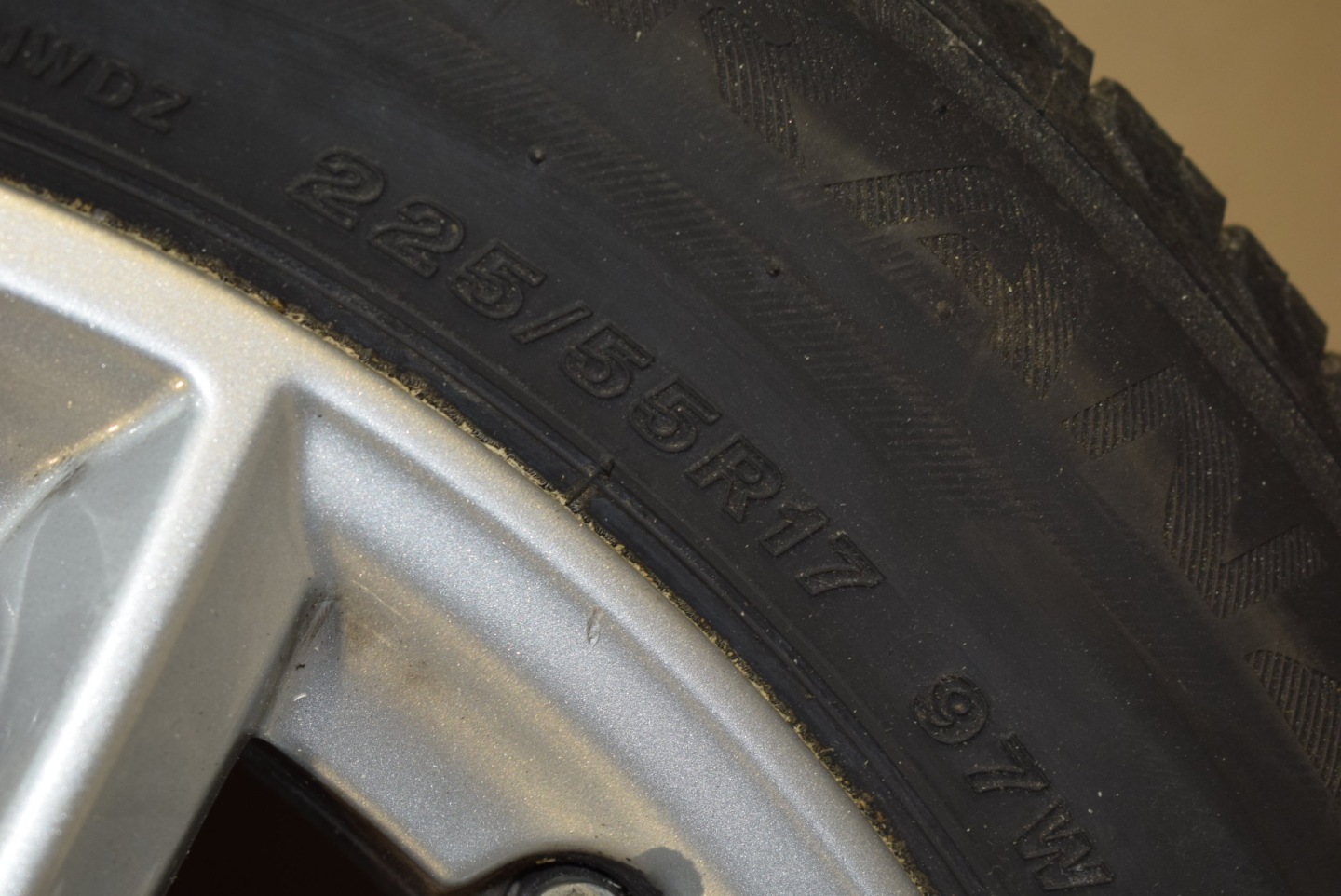 wheels disc discs tyres 225/55R17 BMW X1 F48